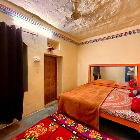 One Light Hostel פושקאר מראה חיצוני תמונה