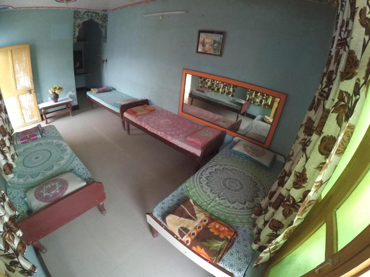 One Light Hostel פושקאר מראה חיצוני תמונה